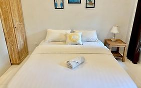 The Lima Home Stay In Canggu