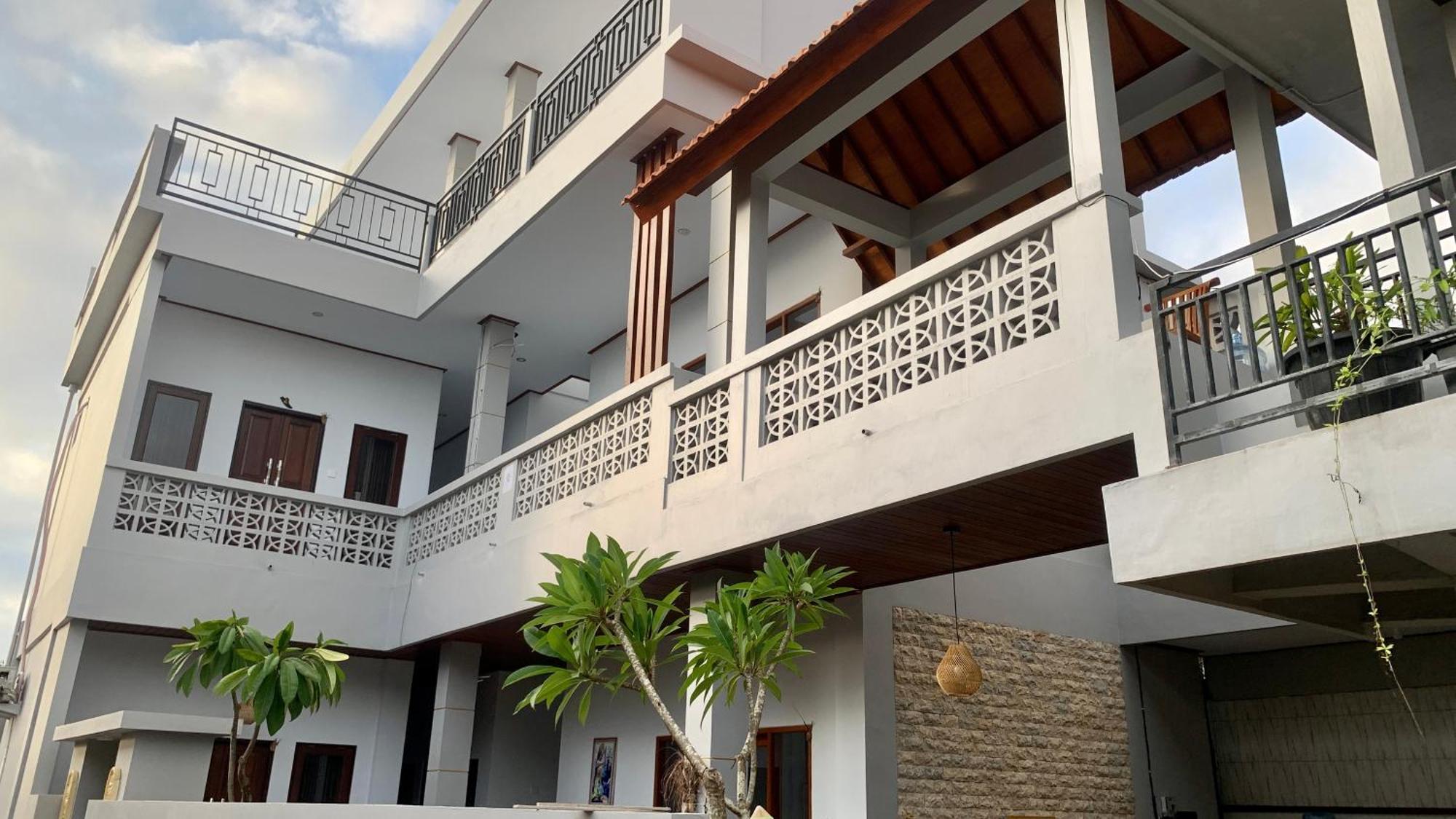 The Lima Home Stay In Canggu Extérieur photo
