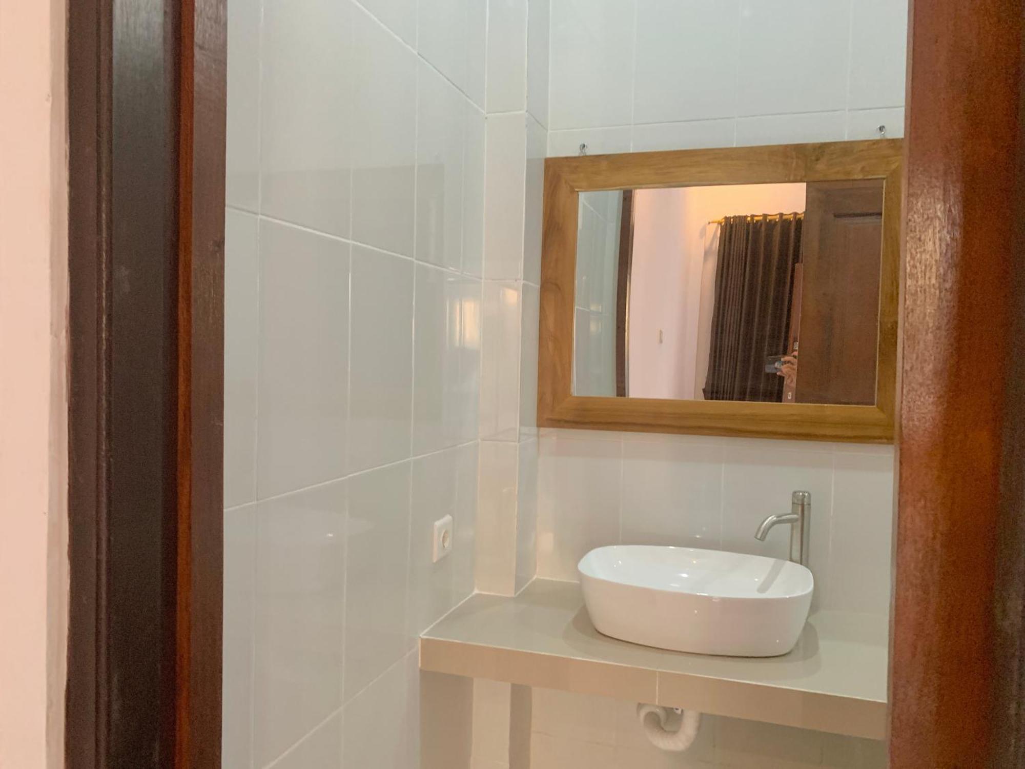 The Lima Home Stay In Canggu Extérieur photo